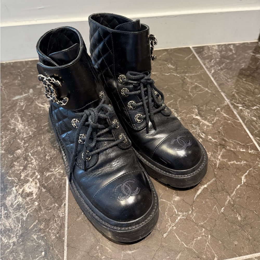 CHANEL Black Quilted Leather Ankle Boots
